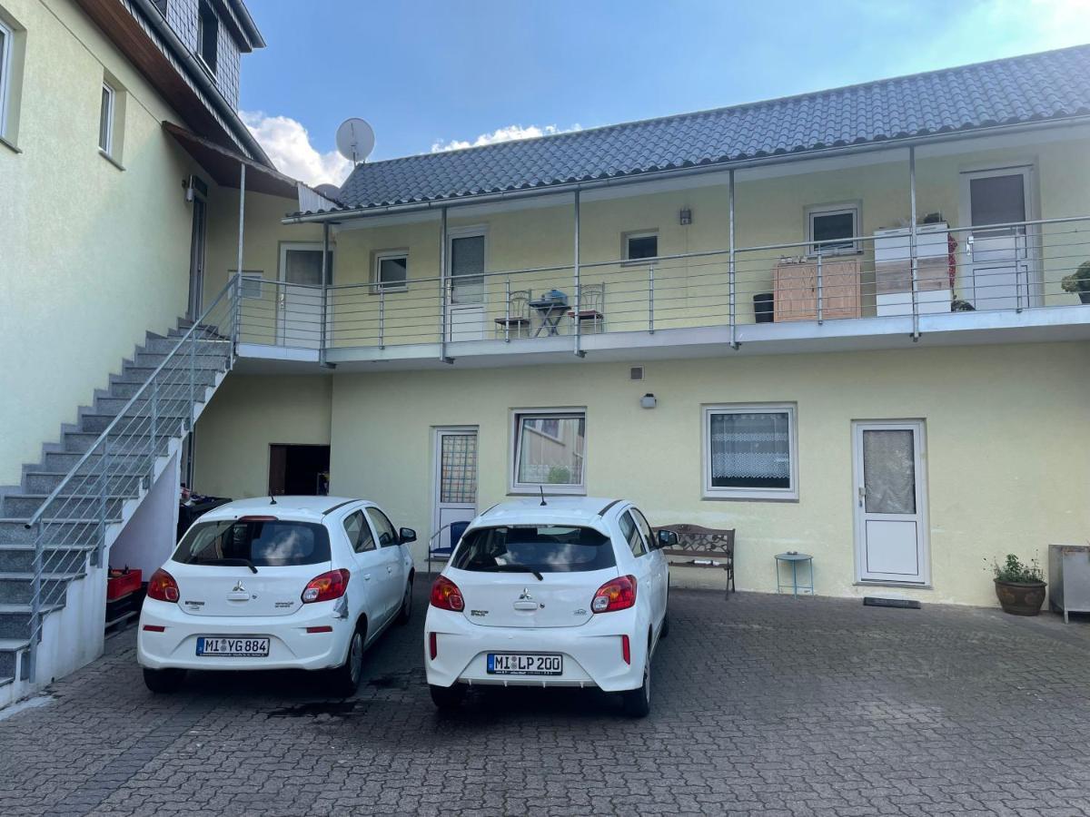 Easystay#1 Cozy Studio In Kliniknaehe, Mit Netflix,Kueche & Bad Бад-Эйнхаузен Экстерьер фото