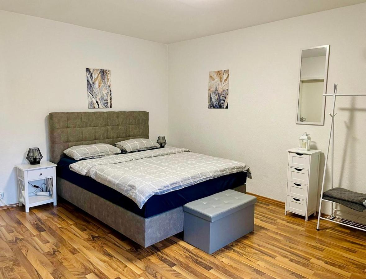 Easystay#1 Cozy Studio In Kliniknaehe, Mit Netflix,Kueche & Bad Бад-Эйнхаузен Экстерьер фото