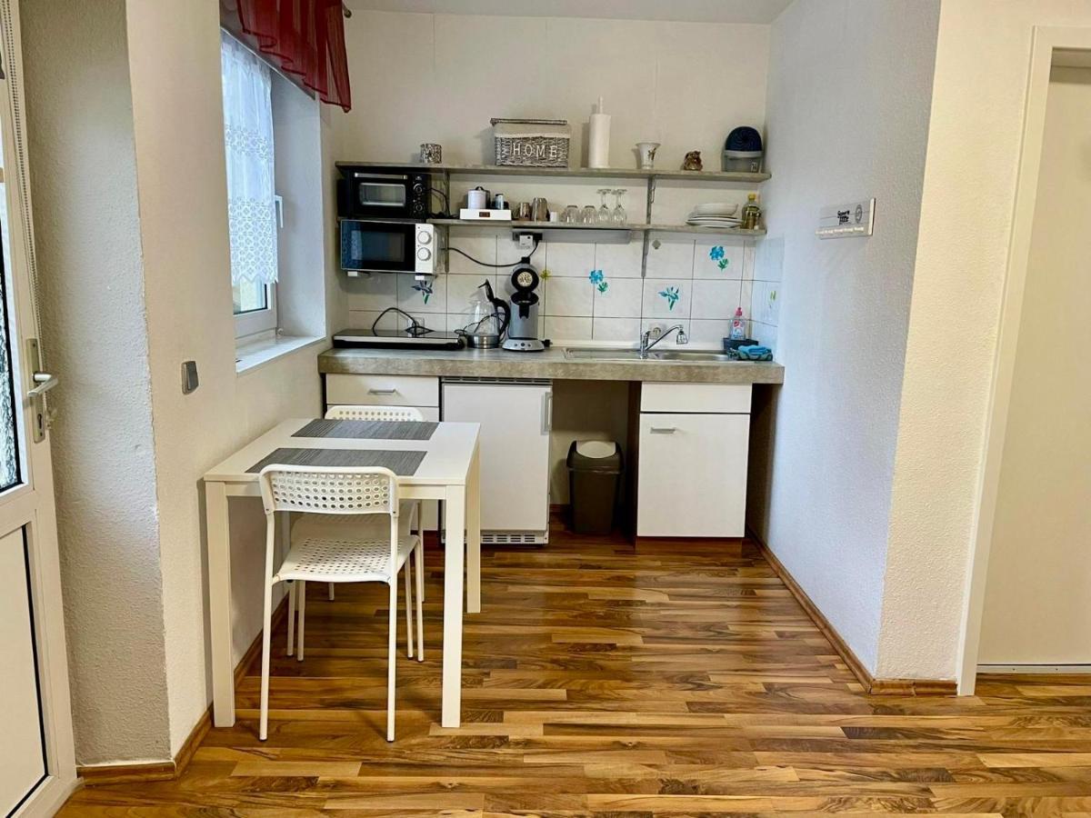 Easystay#1 Cozy Studio In Kliniknaehe, Mit Netflix,Kueche & Bad Бад-Эйнхаузен Экстерьер фото